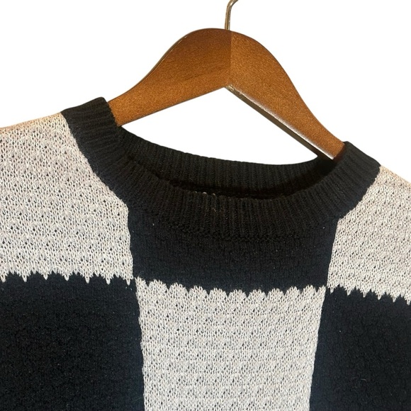 (Sold)Wild Fable Sweater Black Gray Checkered Knit Crew Neck Stretch Size XS - Picture 2 of 7